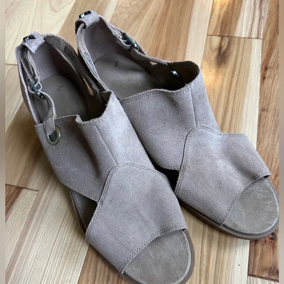 Koolaburra by UGG Women's Kaiah Pump, size 11 - Picture 4 of 5